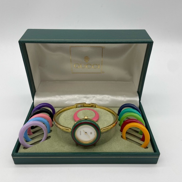 Vintage Gucci Bezel Gold Bangle Watch - Picture 1 of 8